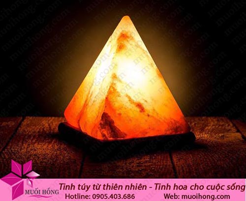 đ&egrave;n đ&aacute; muối h&igrave;nh kim tự th&aacute;p