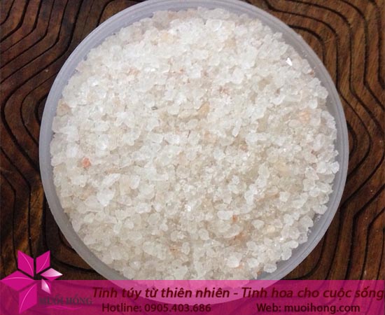 Muối himalaya trắng hồng trong tự nhi&ecirc;n